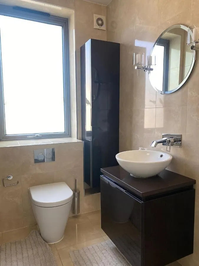 Beautiful Tower Bridge Apartment London